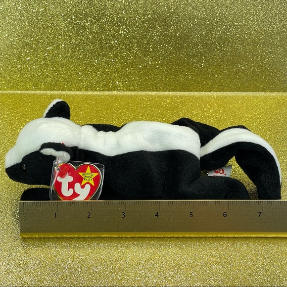 Ty The Beanie Baby Collection- Stinky - Picture 3 of 4